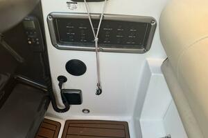 29ft Monterey Yacht For Sale