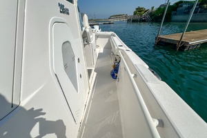 29ft Everglades Yacht For Sale