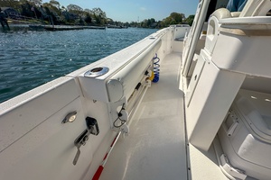 29ft Everglades Yacht For Sale