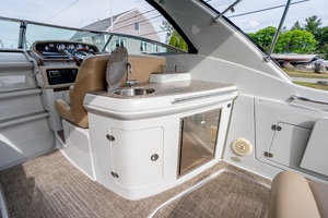 Bella Regazza 29ft Crownline Yacht For Sale