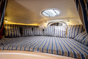 Bella Regazza 29ft Crownline Yacht For Sale