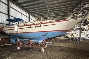 1988 Pacific Seacraft Crealock 37 thumbnail 4