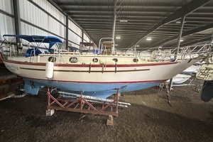 1988 Pacific Seacraft Crealock 37 thumbnail 5