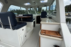 33ft Back Cove Yacht For Sale