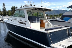 33ft Back Cove Yacht For Sale
