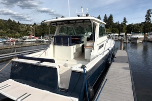 33ft Back Cove Yacht For Sale