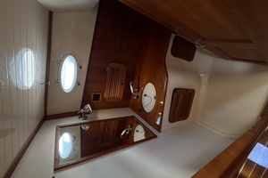 37ft Hinckley Yacht For Sale