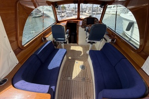 37ft Hinckley Yacht For Sale