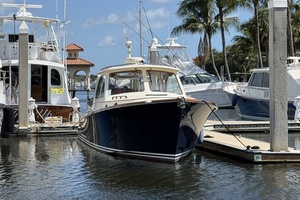 37ft Hinckley Yacht For Sale