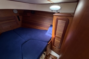 37ft Hinckley Yacht For Sale