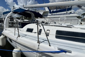 Perseverance 38ft Hunter Yacht For Sale
