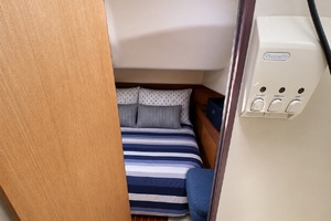 Perseverance 38ft Hunter Yacht For Sale