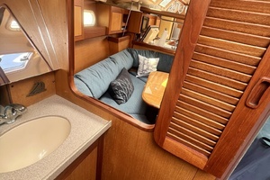 Perseverance 38ft Hunter Yacht For Sale