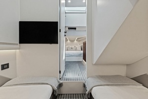 2024 Vanquish Yachts VQ55 thumbnail 44