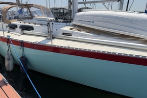 Entropy 45ft Morgan Yacht For Sale