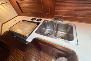 Entropy 45ft Morgan Yacht For Sale