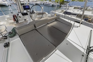 2022 Lagoon 52F thumbnail 36