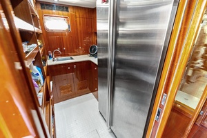 BABE 82ft Horizon Yacht For Sale