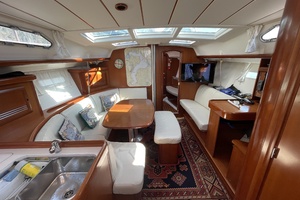 El Mango 39ft Beneteau Yacht For Sale