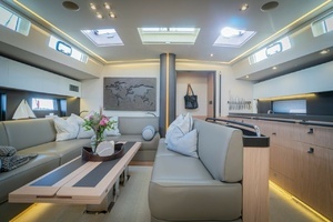 2020 Beneteau Oceanis Yacht 62 thumbnail 20