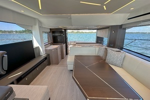 2024 Sunseeker 55 Manhattan thumbnail 46