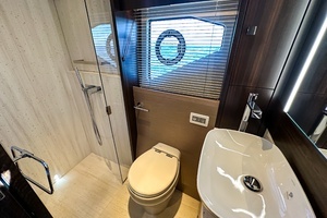 2024 Sunseeker 55 Manhattan thumbnail 60