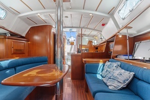 2001 Beneteau thumbnail 12