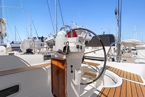 2001 Beneteau thumbnail 9