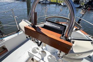 37ft Pacific Seacraft Yacht For Sale