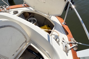 37ft Pacific Seacraft Yacht For Sale
