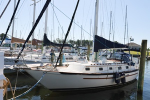37ft Pacific Seacraft Yacht For Sale