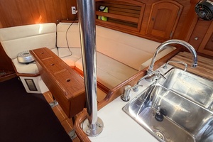 37ft Pacific Seacraft Yacht For Sale