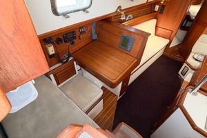 37ft Pacific Seacraft Yacht For Sale