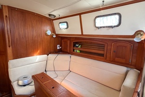 37ft Pacific Seacraft Yacht For Sale