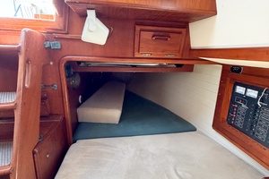 37ft Pacific Seacraft Yacht For Sale