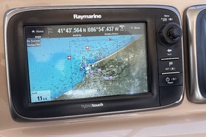 1999 Sea Ray 38 Sundancer thumbnail 12