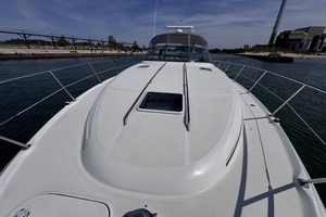 Hydro Therapy 38ft Sea Ray Yacht For Sale