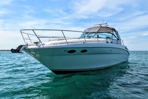 Hydro Therapy 38ft Sea Ray Yacht For Sale