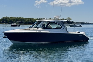 34ft Pursuit Yacht For Sale