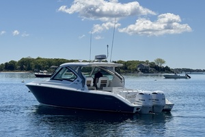 34ft Pursuit Yacht For Sale