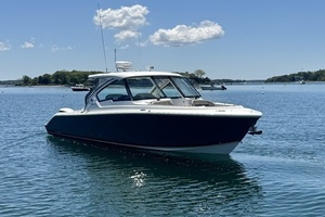 34ft Pursuit Yacht For Sale