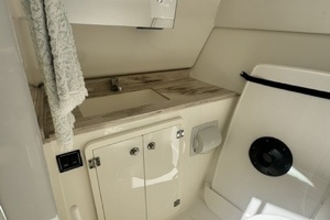 34ft Pursuit Yacht For Sale