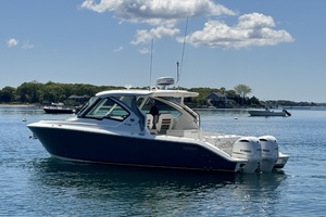 34ft Pursuit Yacht For Sale