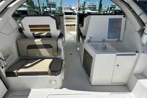 34ft Pursuit Yacht For Sale