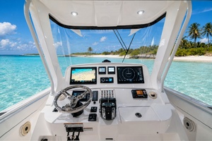 40ft Intrepid Yacht For Sale
