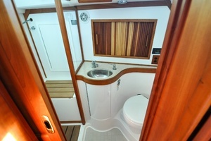 2004 Sabre 426 thumbnail 75