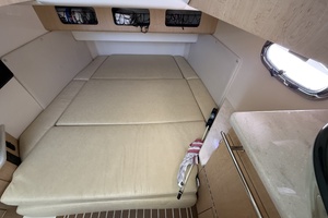 37ft Boston Whaler Yacht For Sale