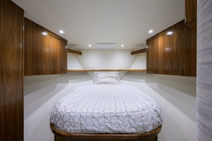 58 Viking - Forward Stateroom