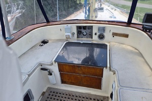 42ft Camper  amp  Nicholsons Yacht For Sale