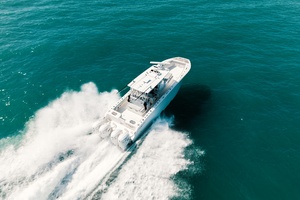 HATCHLIFE 41ft SeaHunter Yacht For Sale